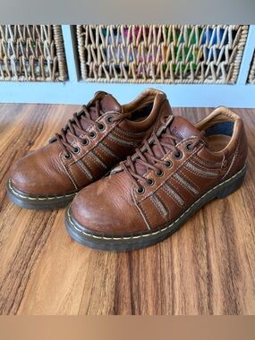 VTG Dr Martens Y2K Brown Oxford Chunky Low Top Boot Lace Up Women Sz 8 Comfort
